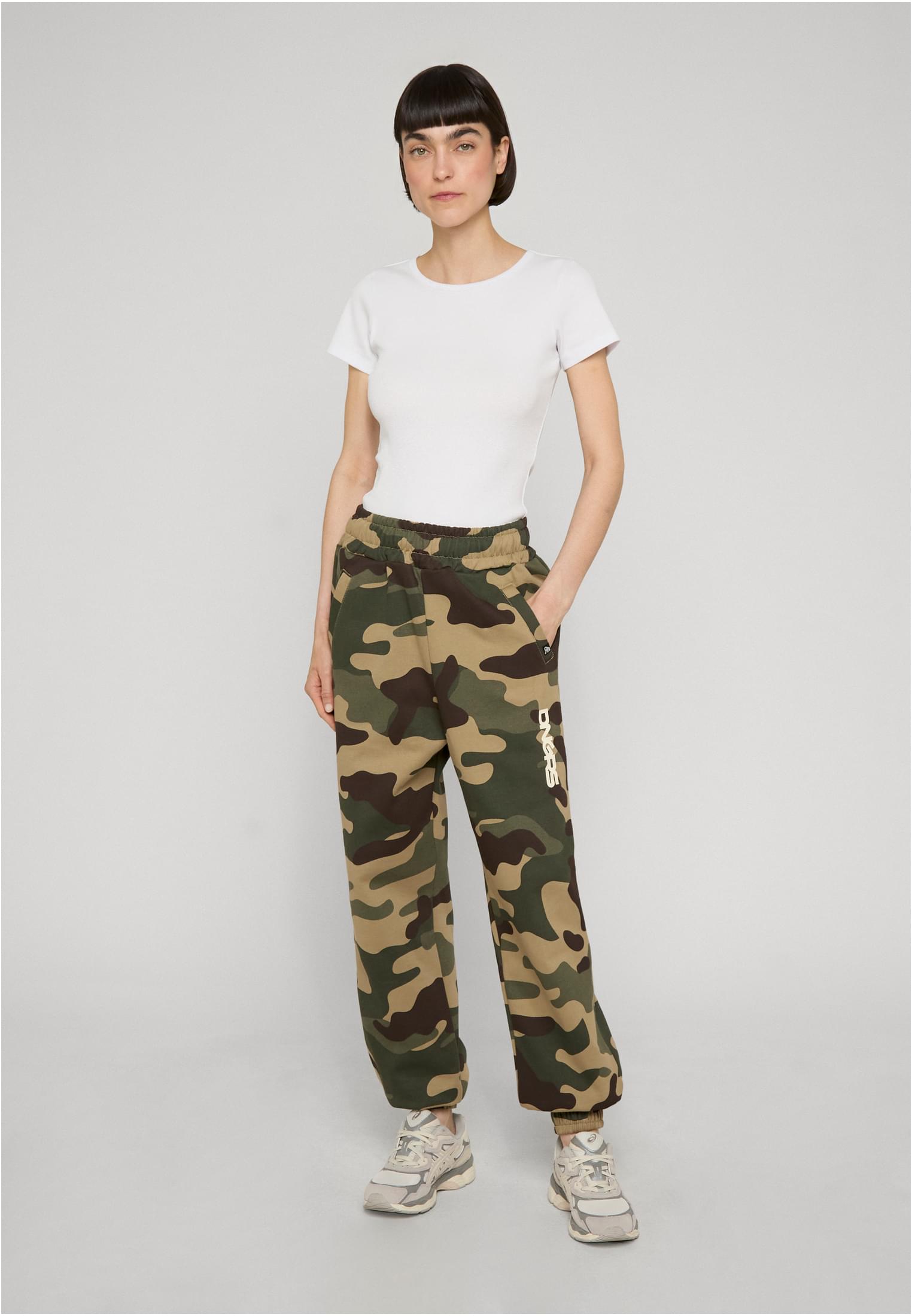Dangerous DNGRS Pantaloni della tuta Leila camouflage