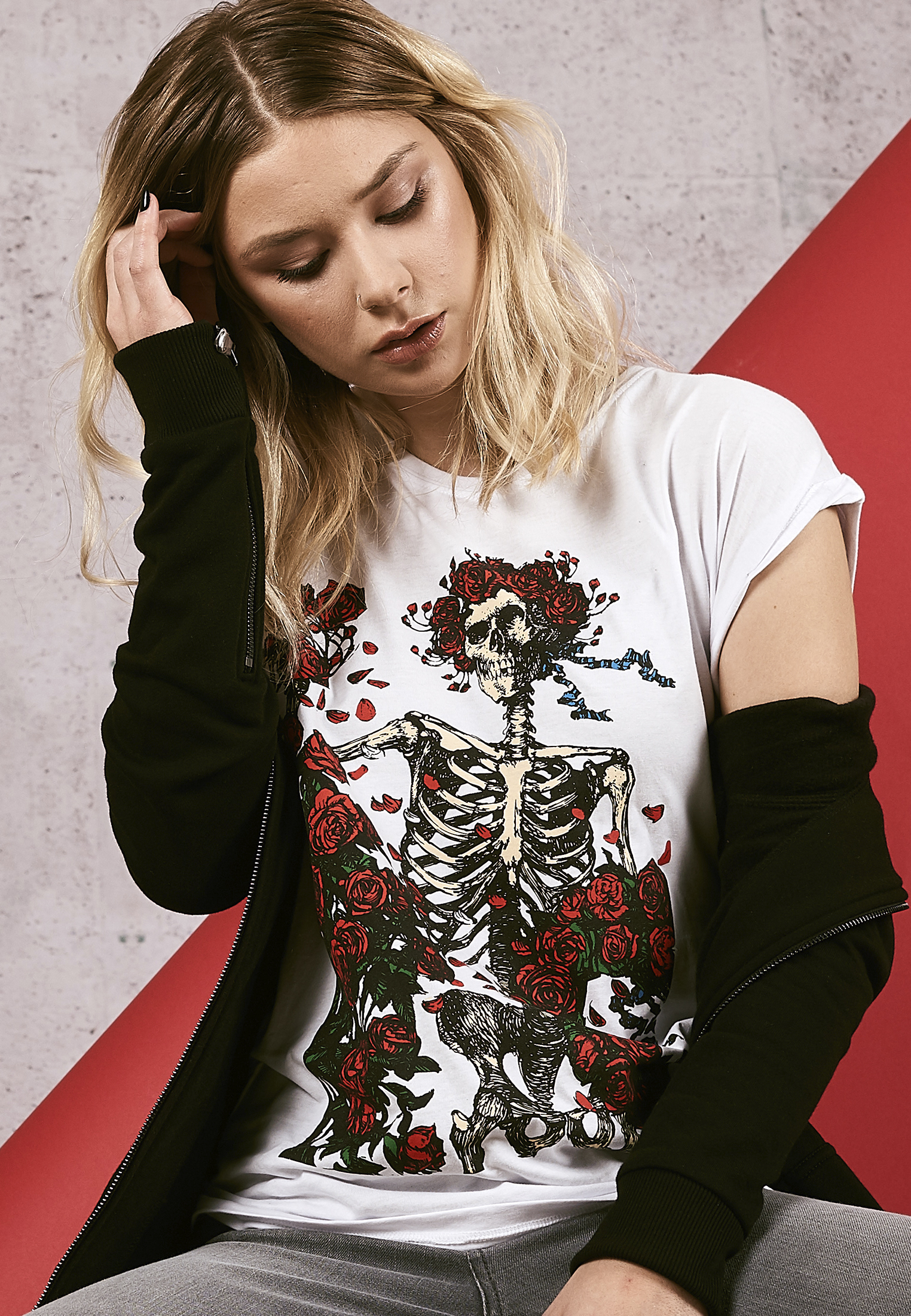 Ladies Grateful Dead Rose Tee-MC118