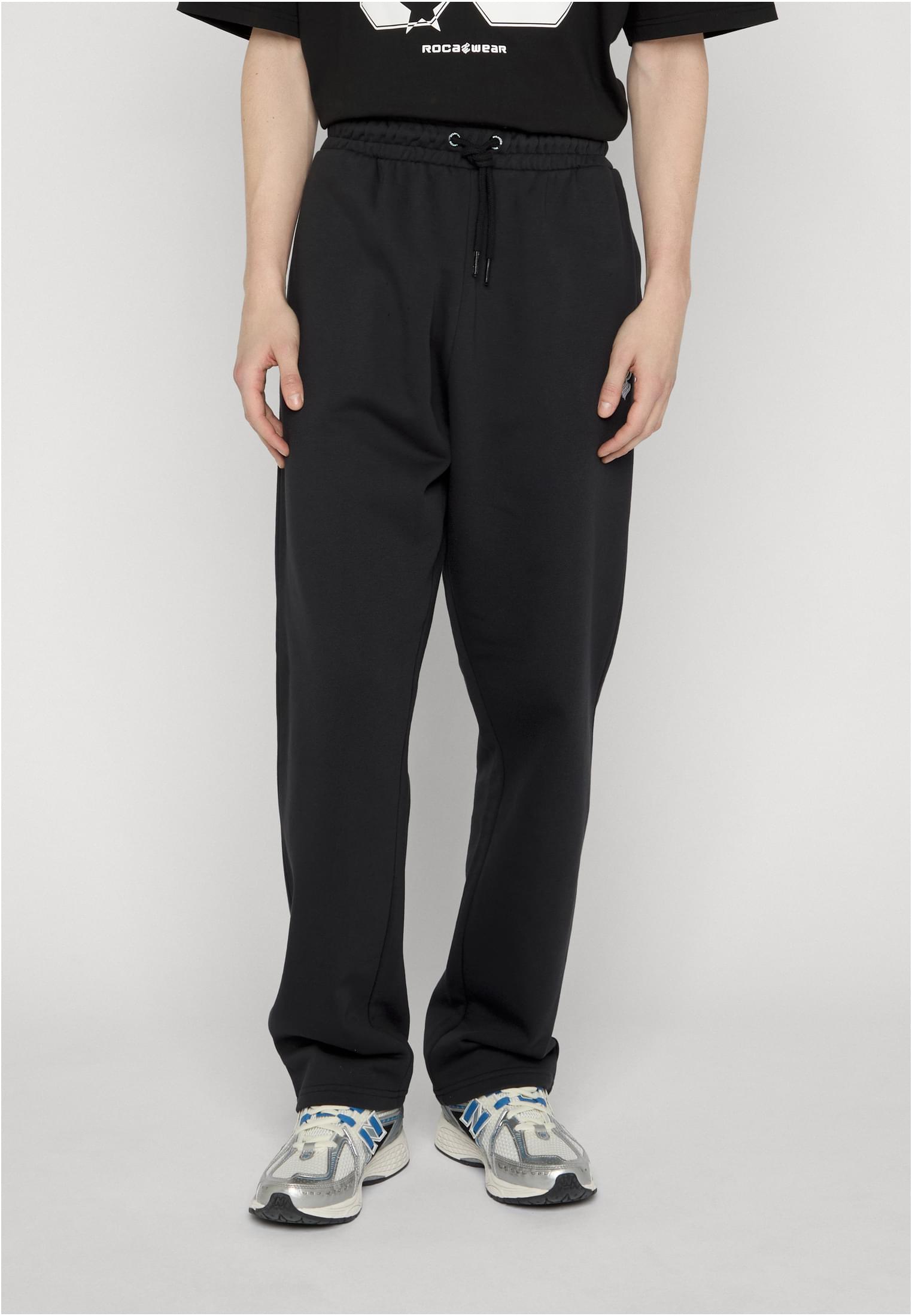 Rocawear Pantaloni della tuta Moola jetblack/brightwhite