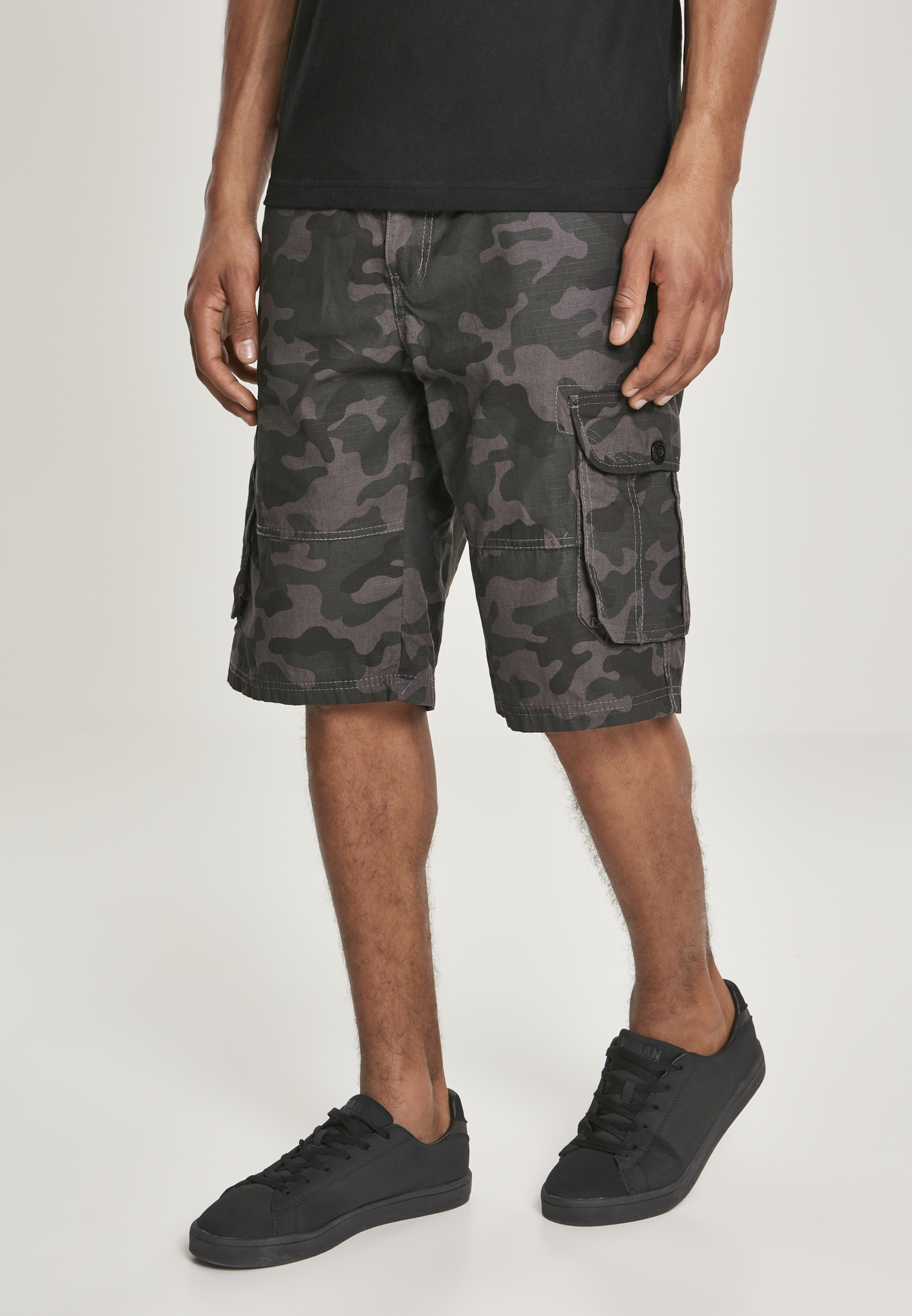 Victorious Men's Belted Ripstop Twill Camo Cargo Short 