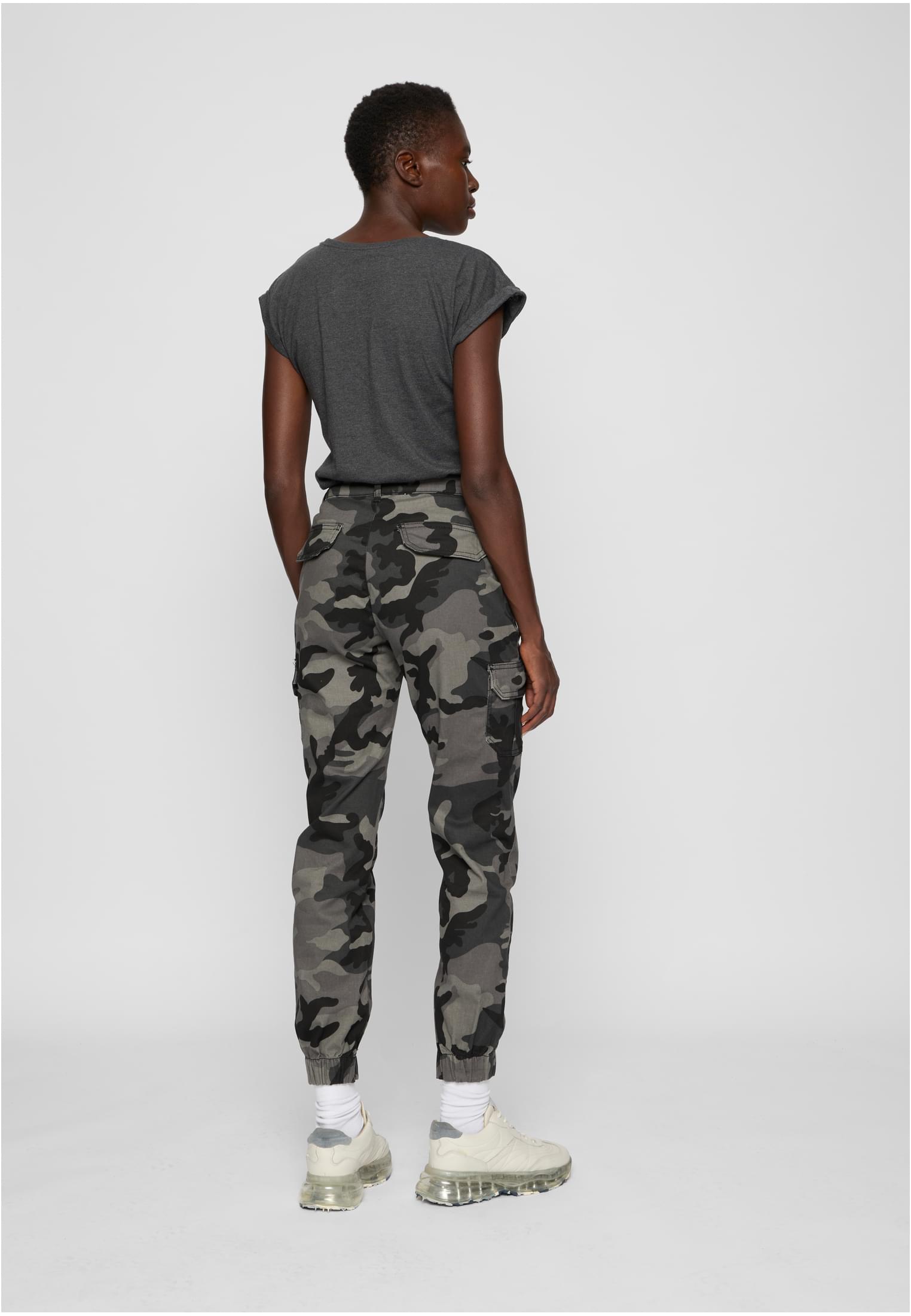 Urban Classics Pantaloni High Waist Camo Cargo dark camo