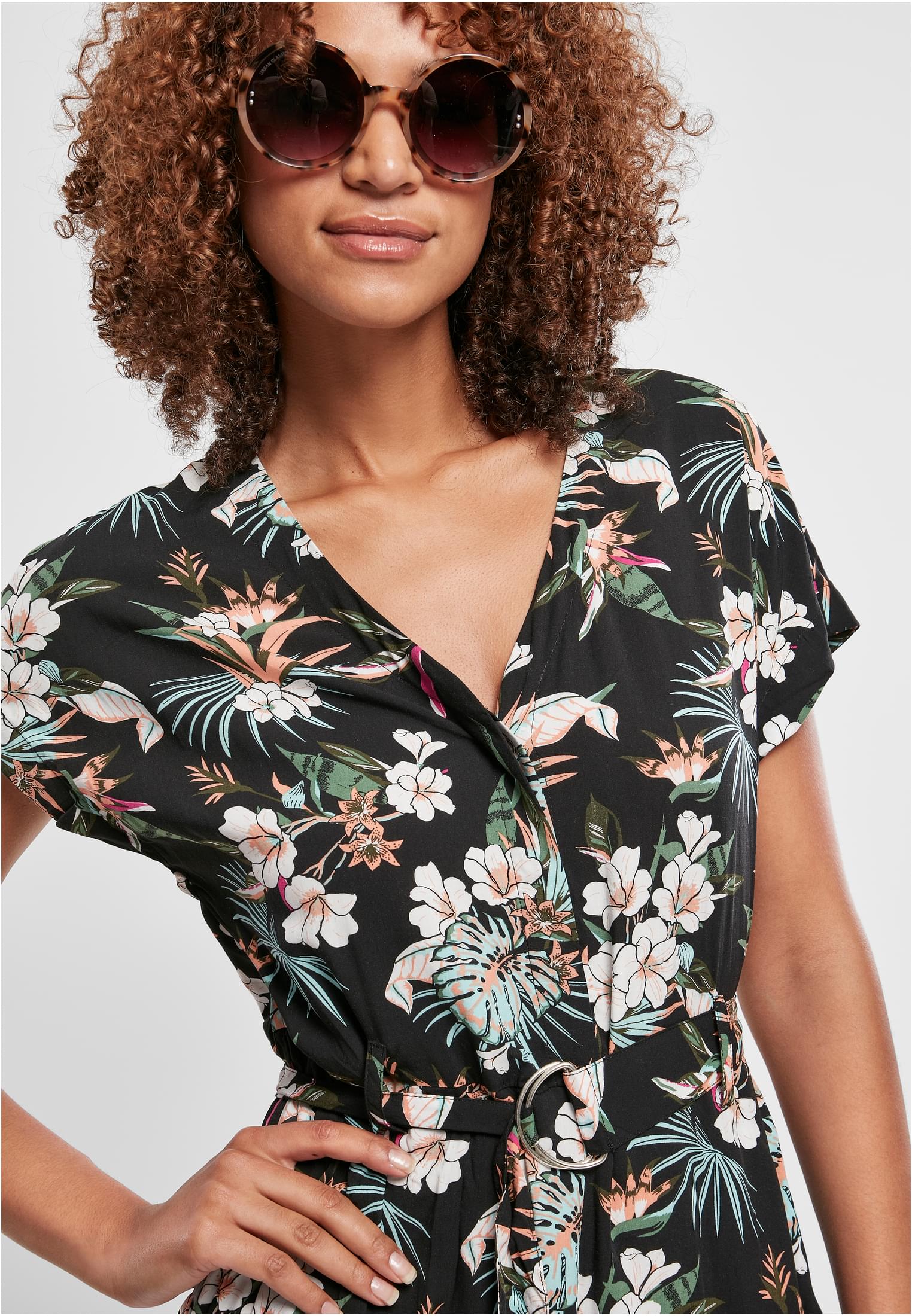 Urban Classics Cintura Short Viscose Jumpsuit tropical