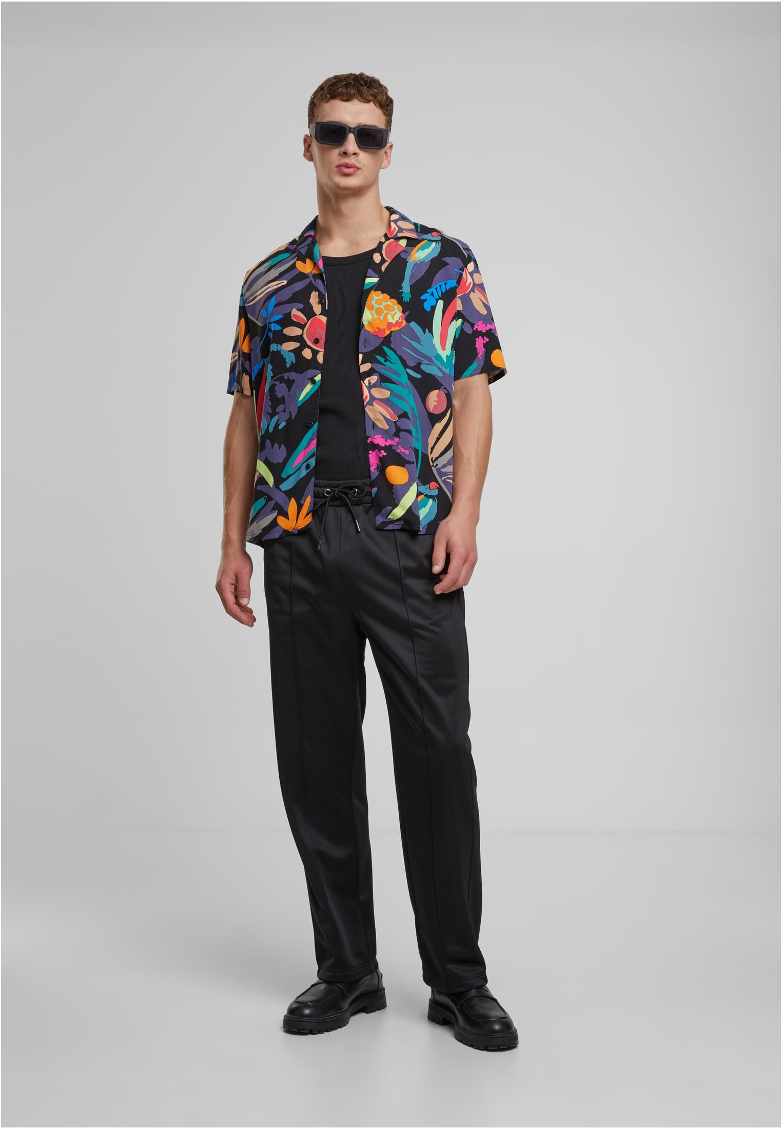 Urban Classics Camicia Viscose AOP Resort blackfruity