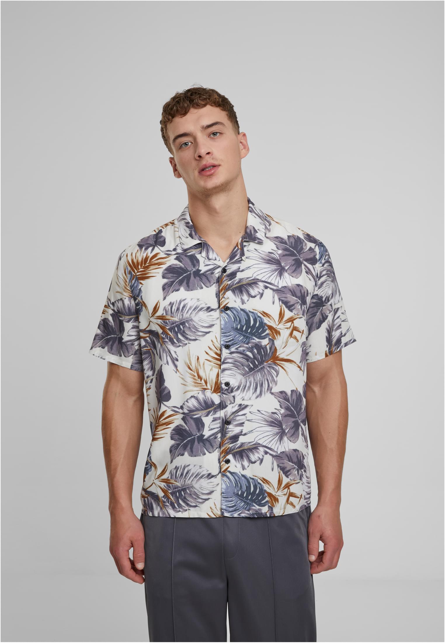 Urban Classics Camicia Viscose AOP Resort blueleaves