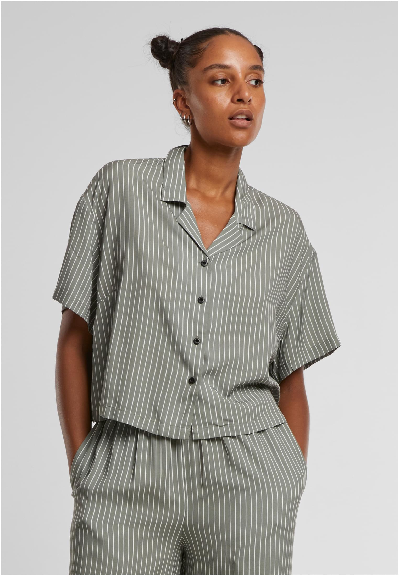 UC Ladies Camicia Viscose Resort paleolive/white