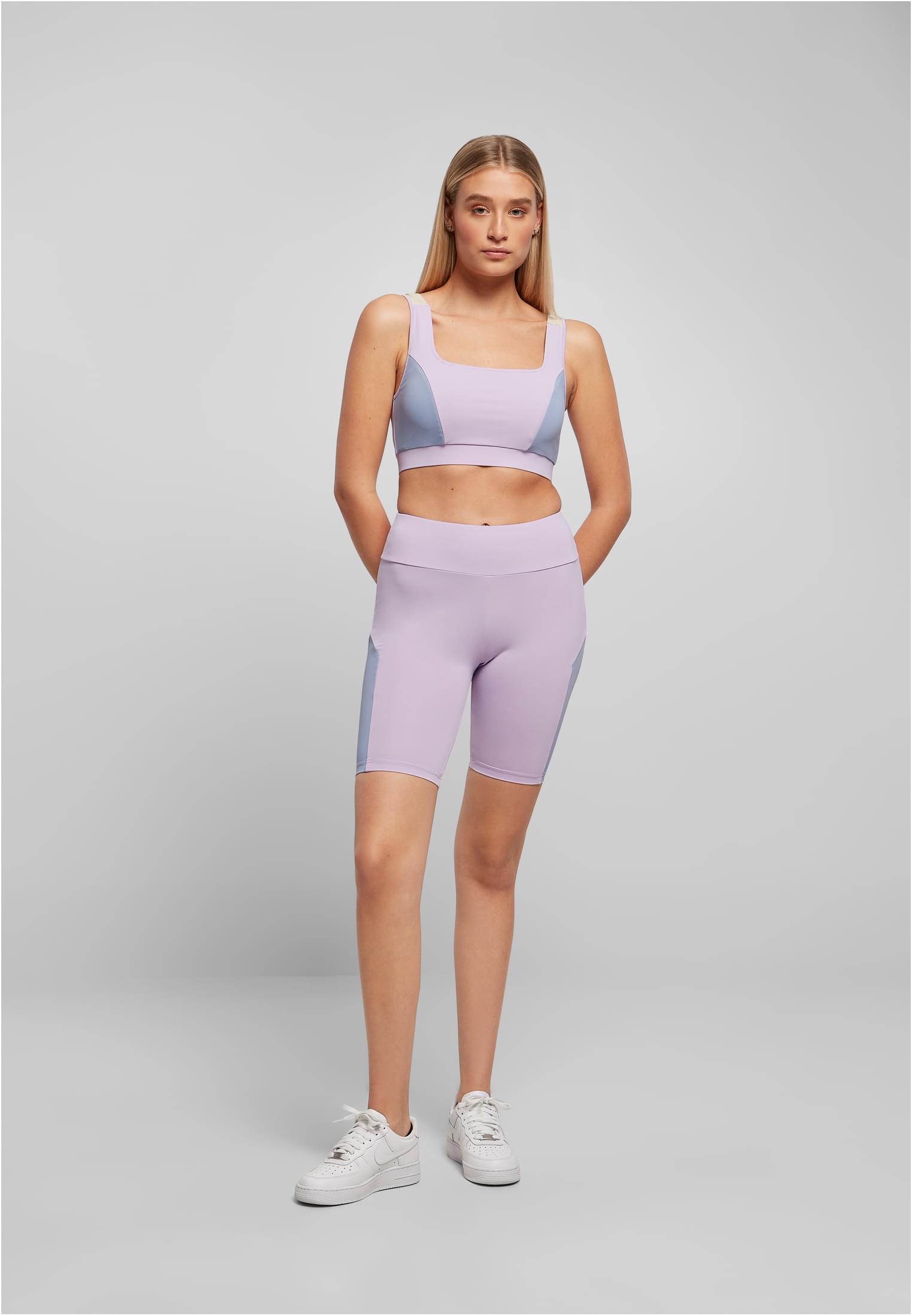 Urban Classics Pantaloncini Color Block Cycle lilac/violablue
