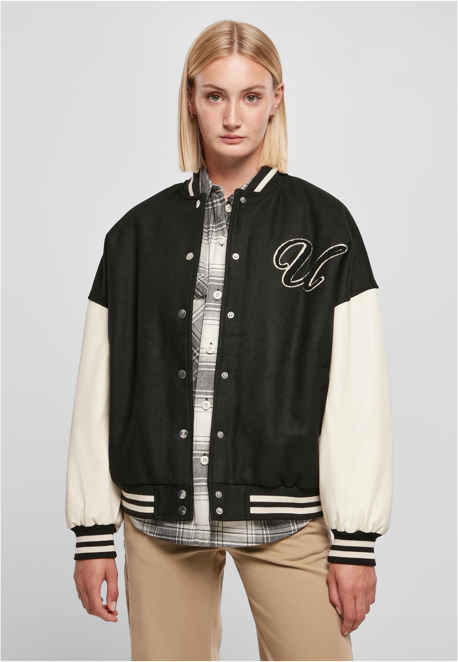 Urban Classics Giacca Oversized Big College black/palewhite