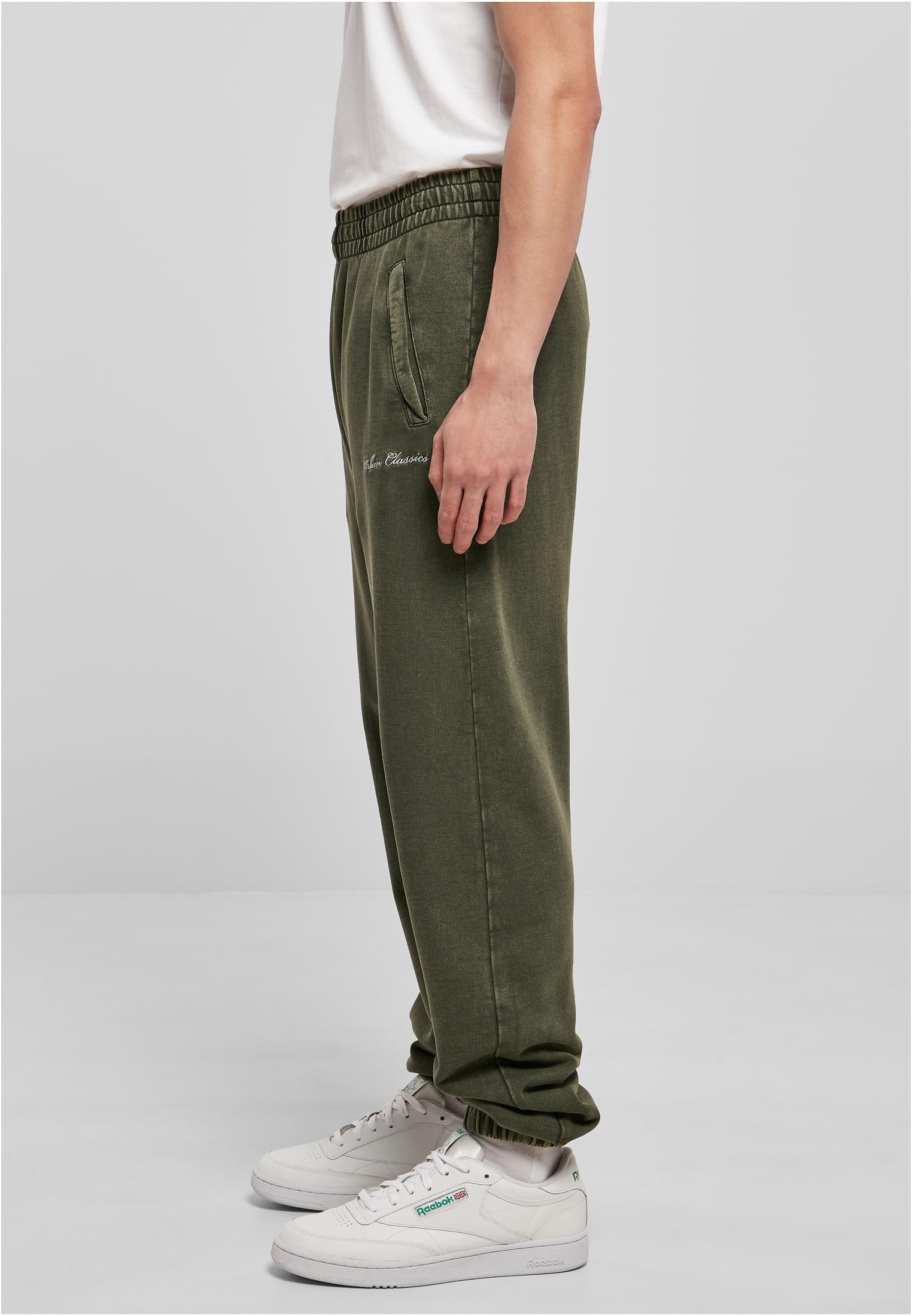 Urban Classics Pantaloni della tuta Small Embroidery bottlegreen