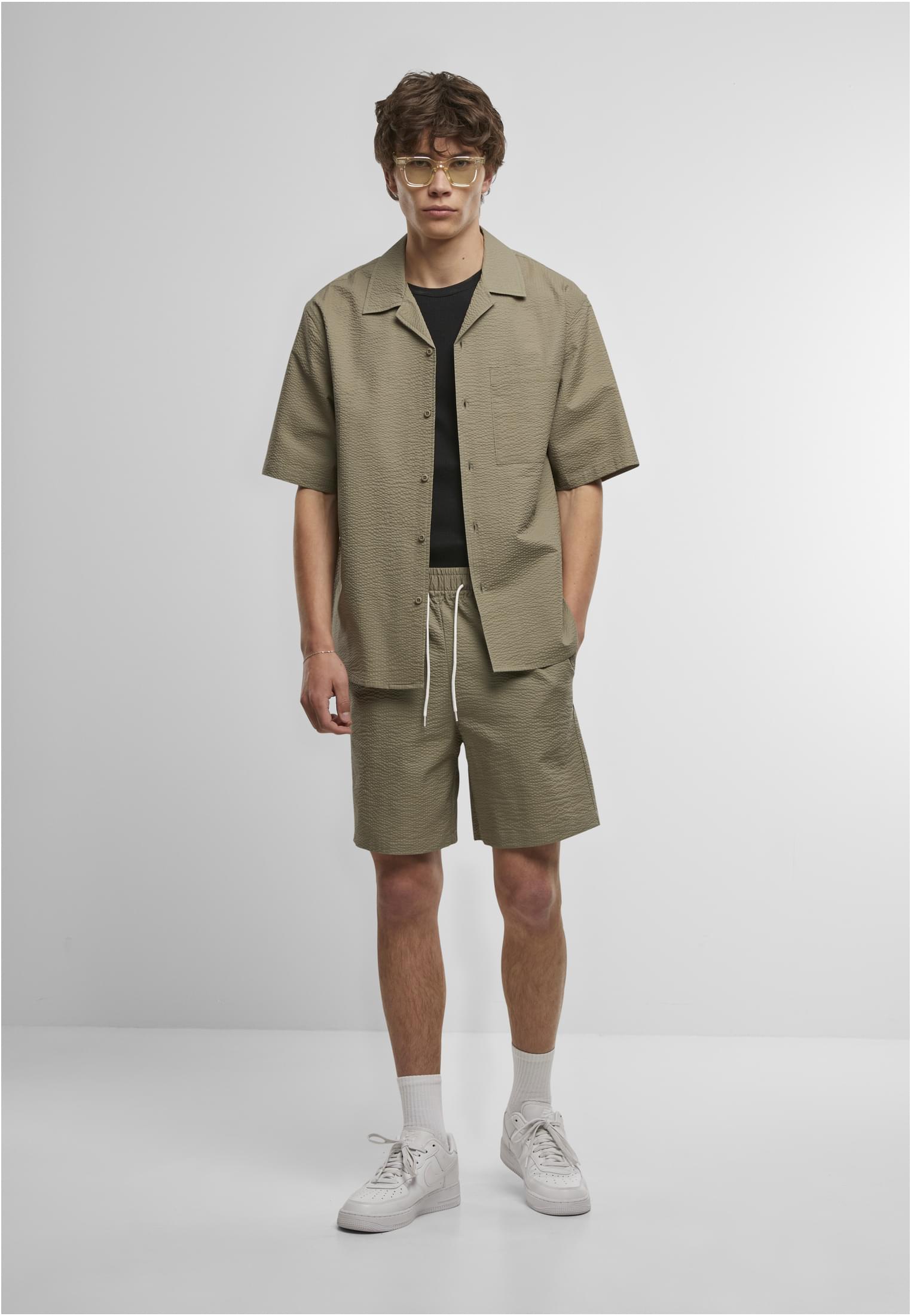 UC Men Pantaloncini Basic Seersucker paleolive