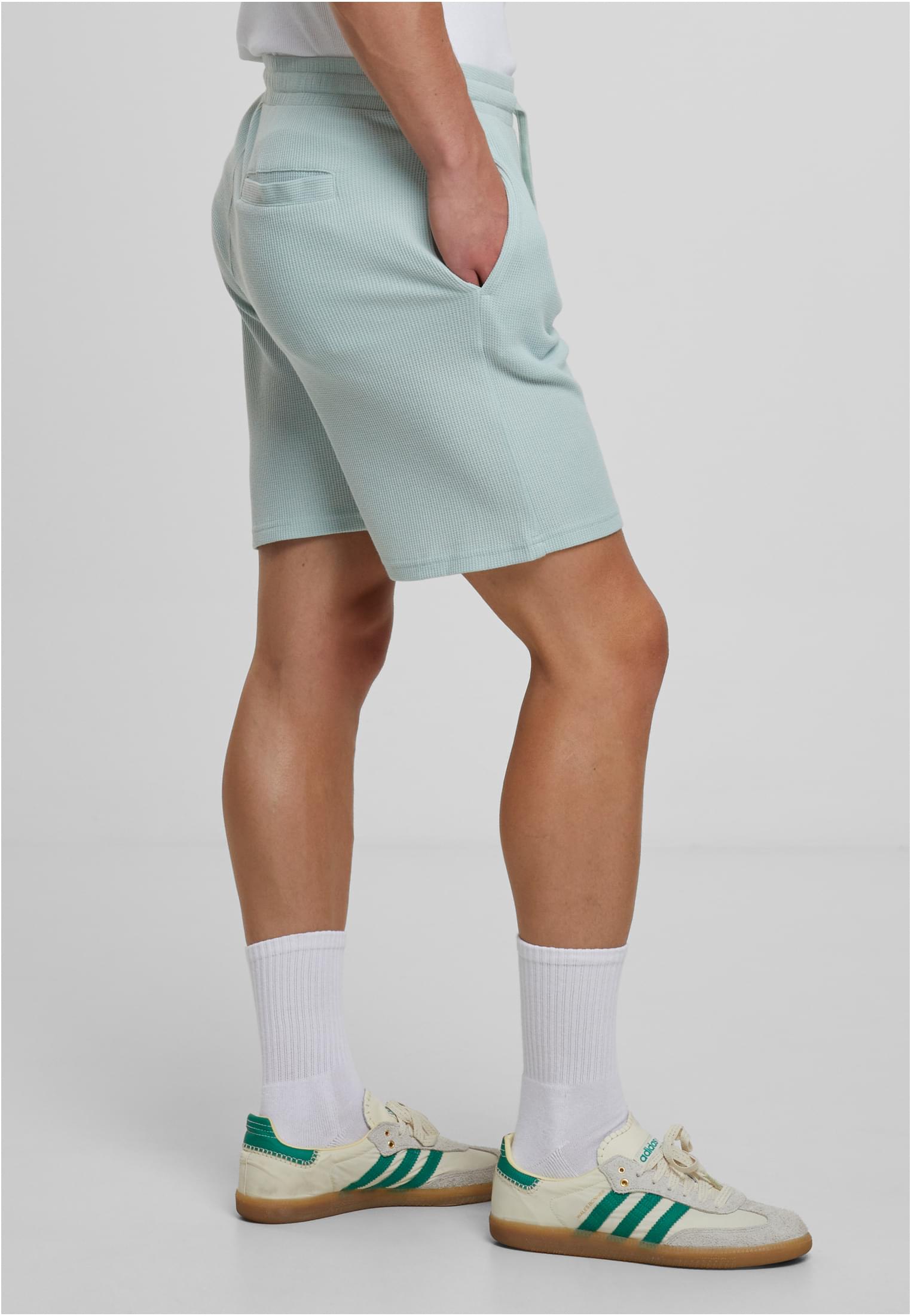 Urban Classics Pantaloncini Waffle Sweat frostmint