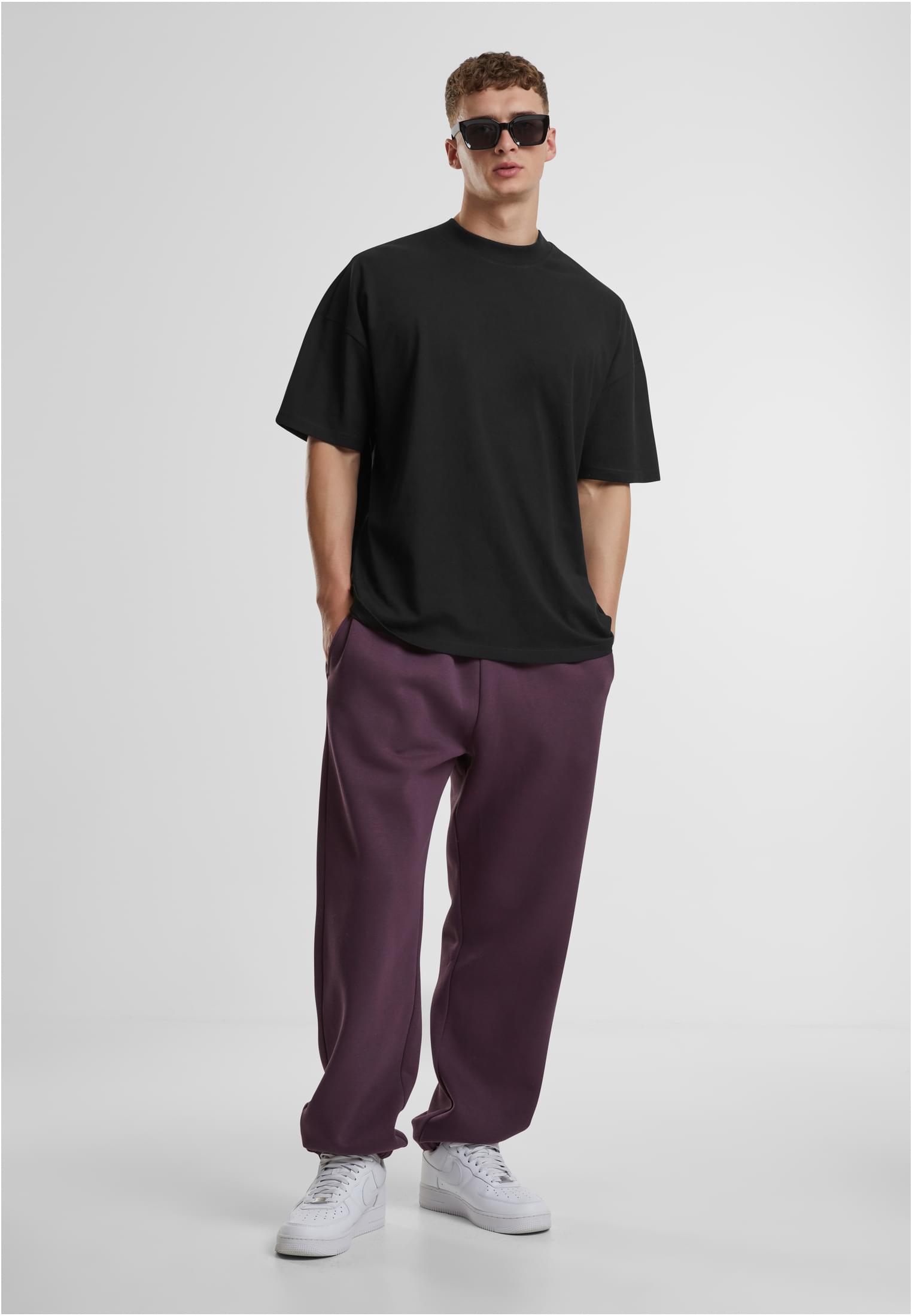 Urban Classics Pantaloni della tuta Fluffy plumpurple
