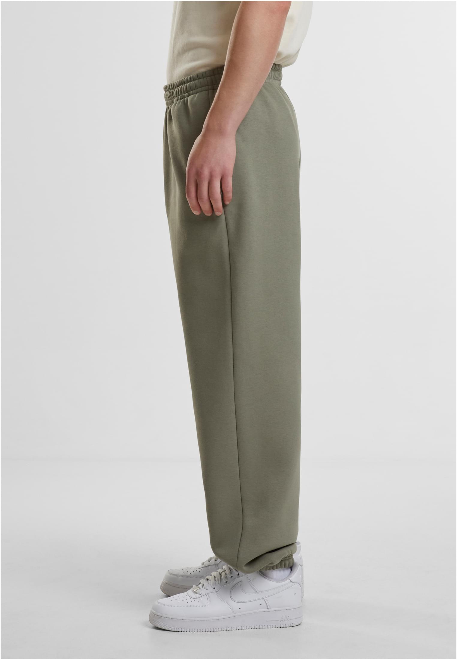 UC Men Pantaloni della tuta Fluffy paleolive