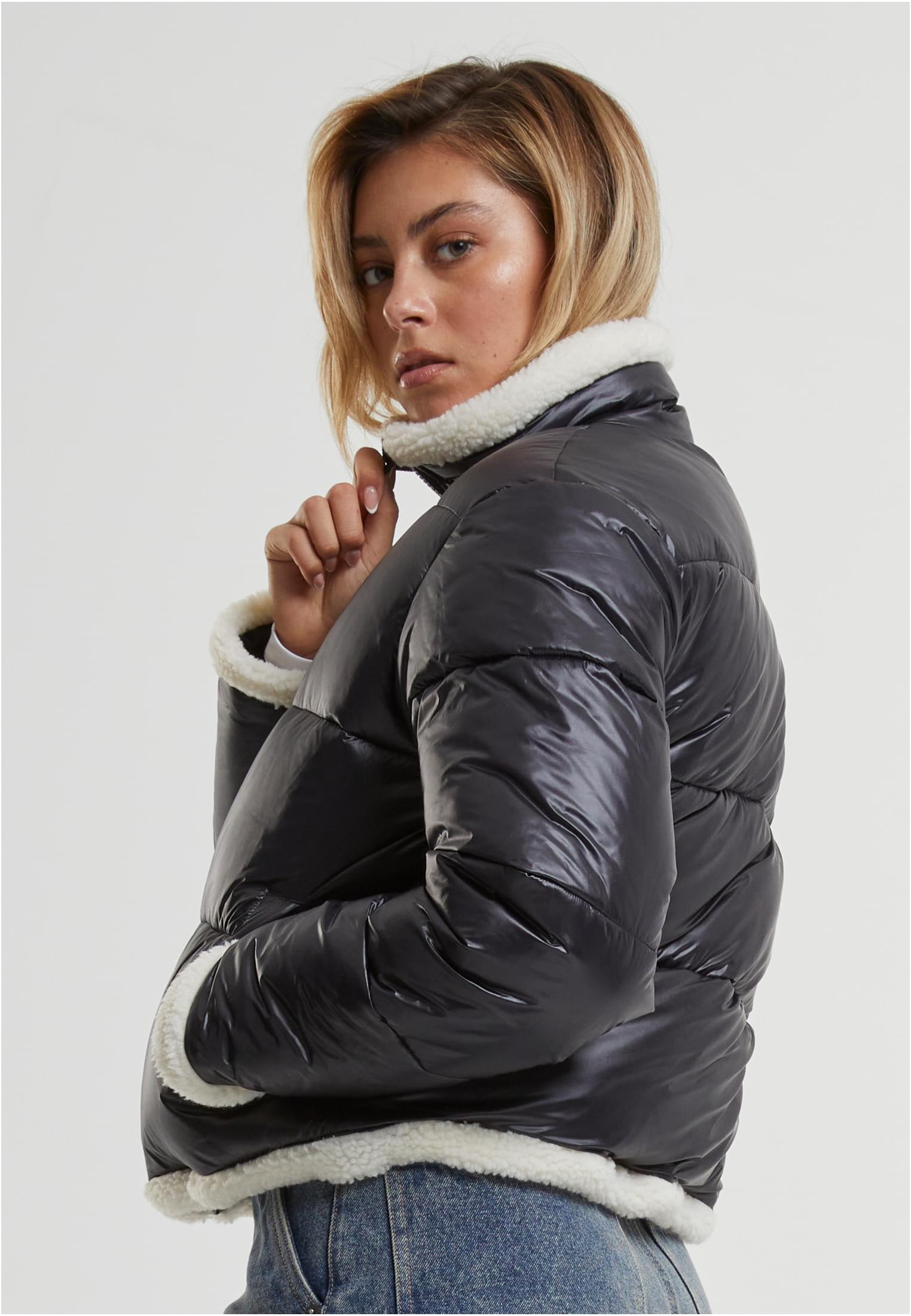 UC Ladies Giacca Essentials Shiny Sherpa black/whitesand