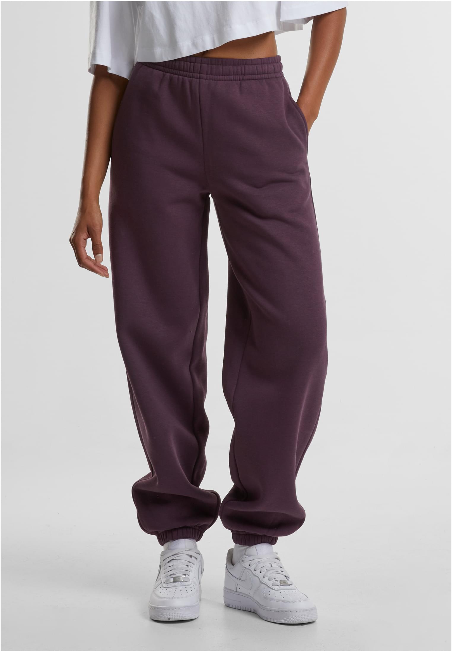 Urban Classics Pantaloni della tuta Fluffy plumpurple