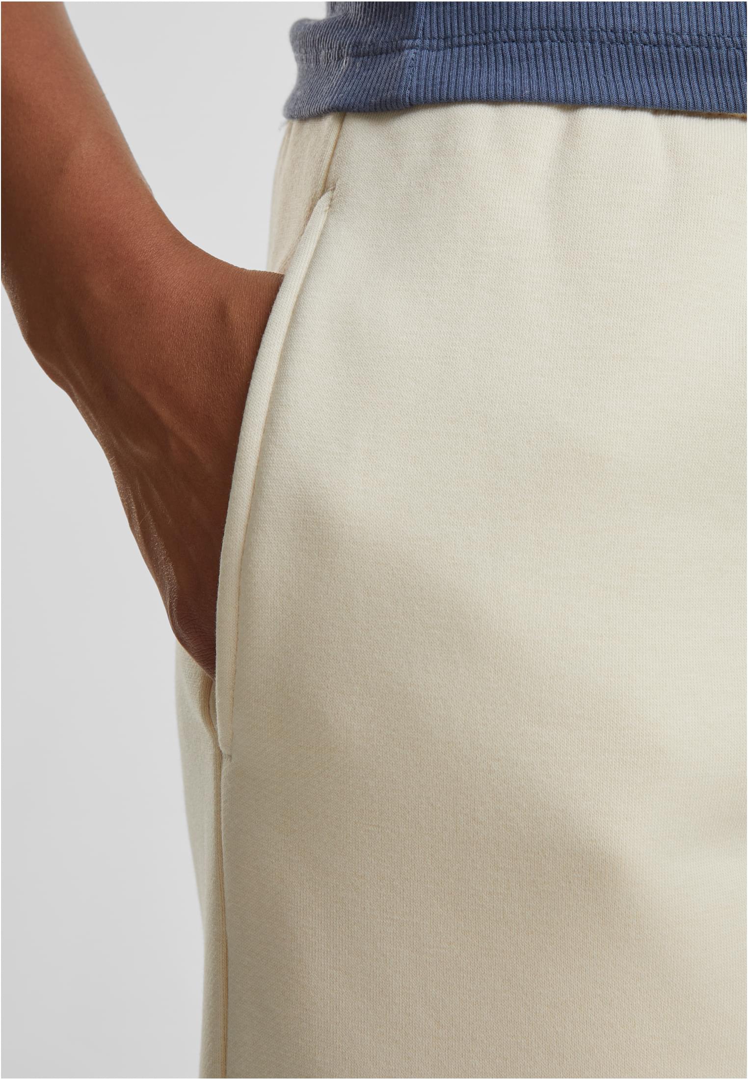 Urban Classics Pantaloni della tuta Fluffy whitesand