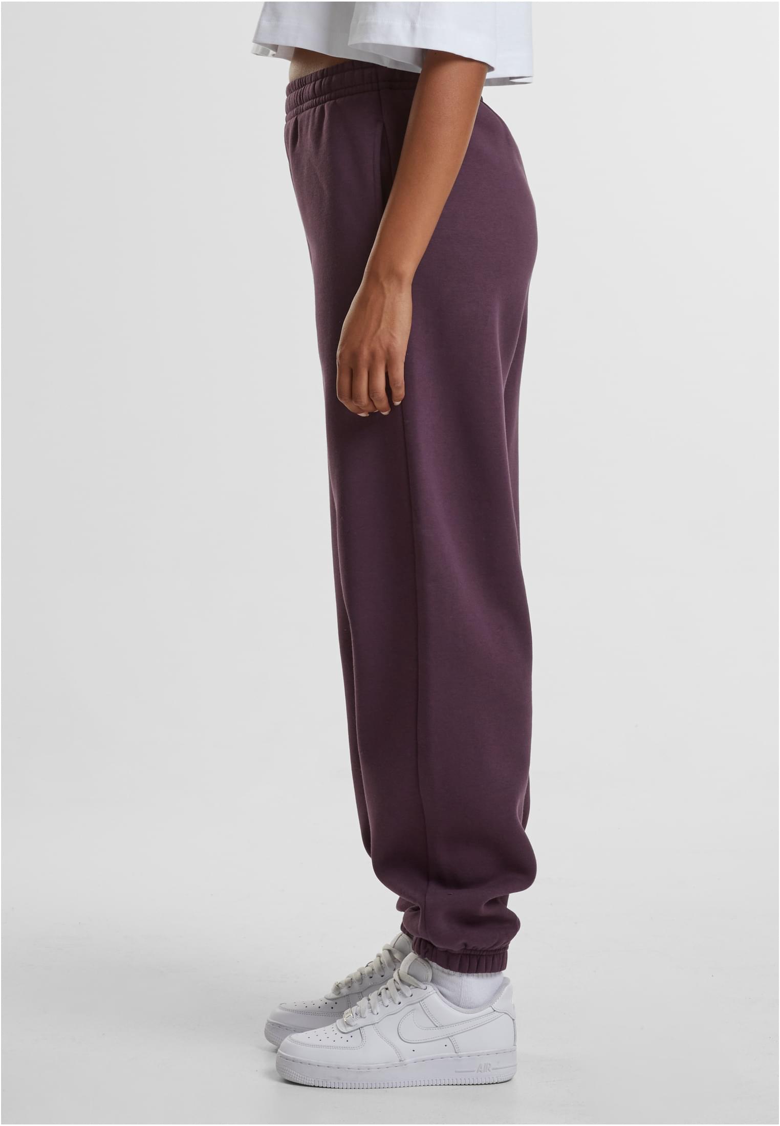 Urban Classics Pantaloni della tuta Fluffy plumpurple