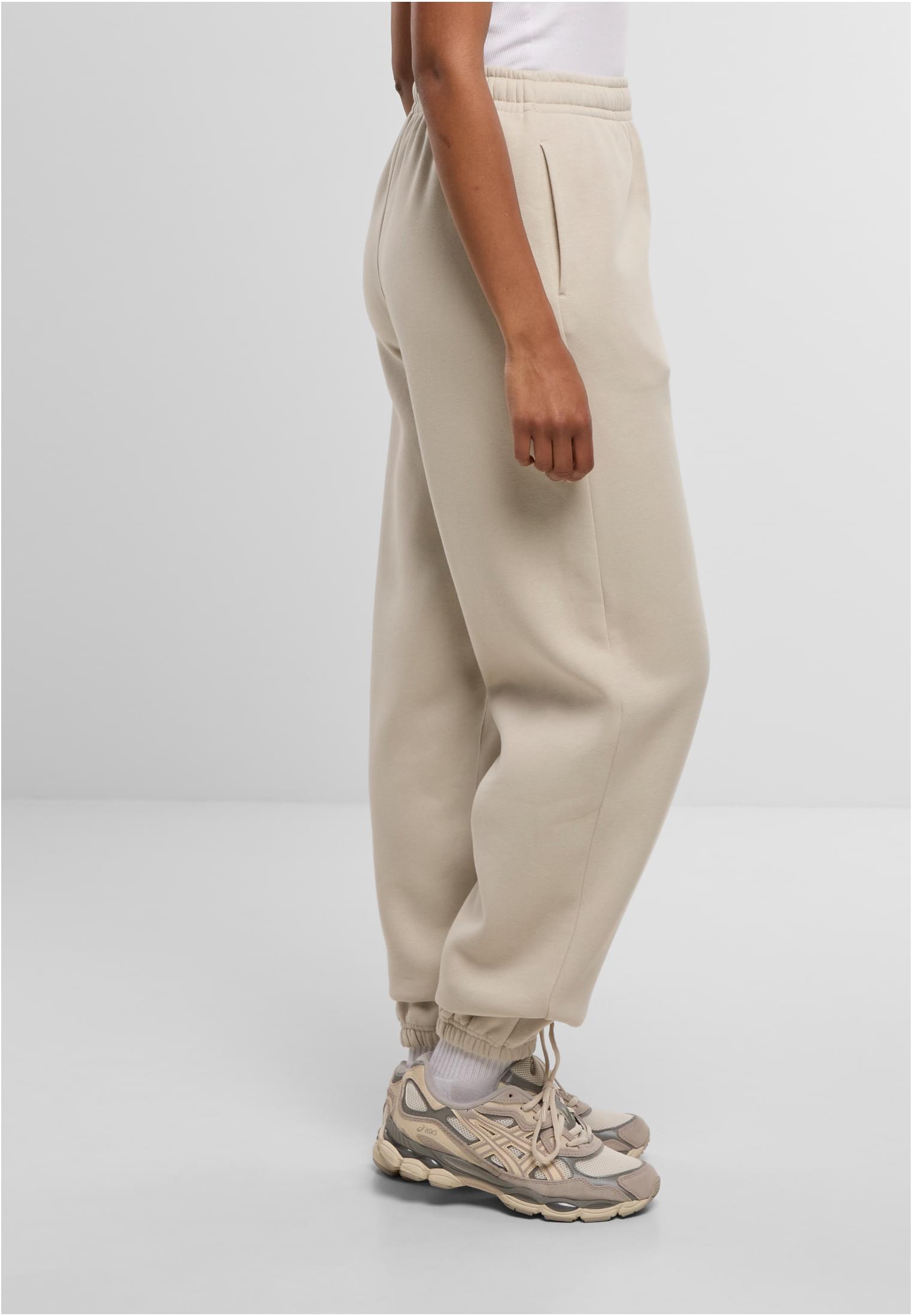 Urban Classics Pantaloni della tuta Fluffy cloud