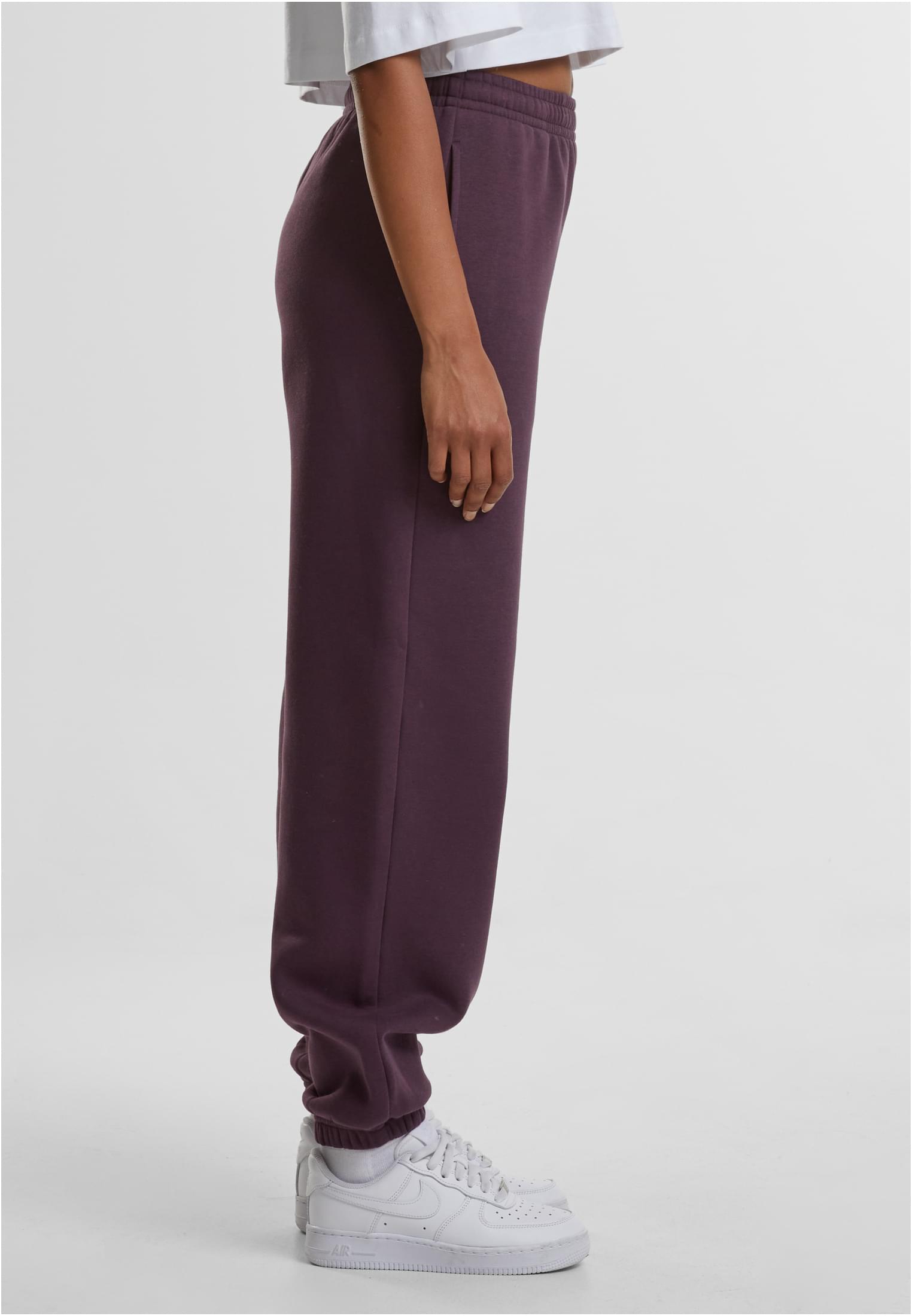 Urban Classics Pantaloni della tuta Fluffy plumpurple