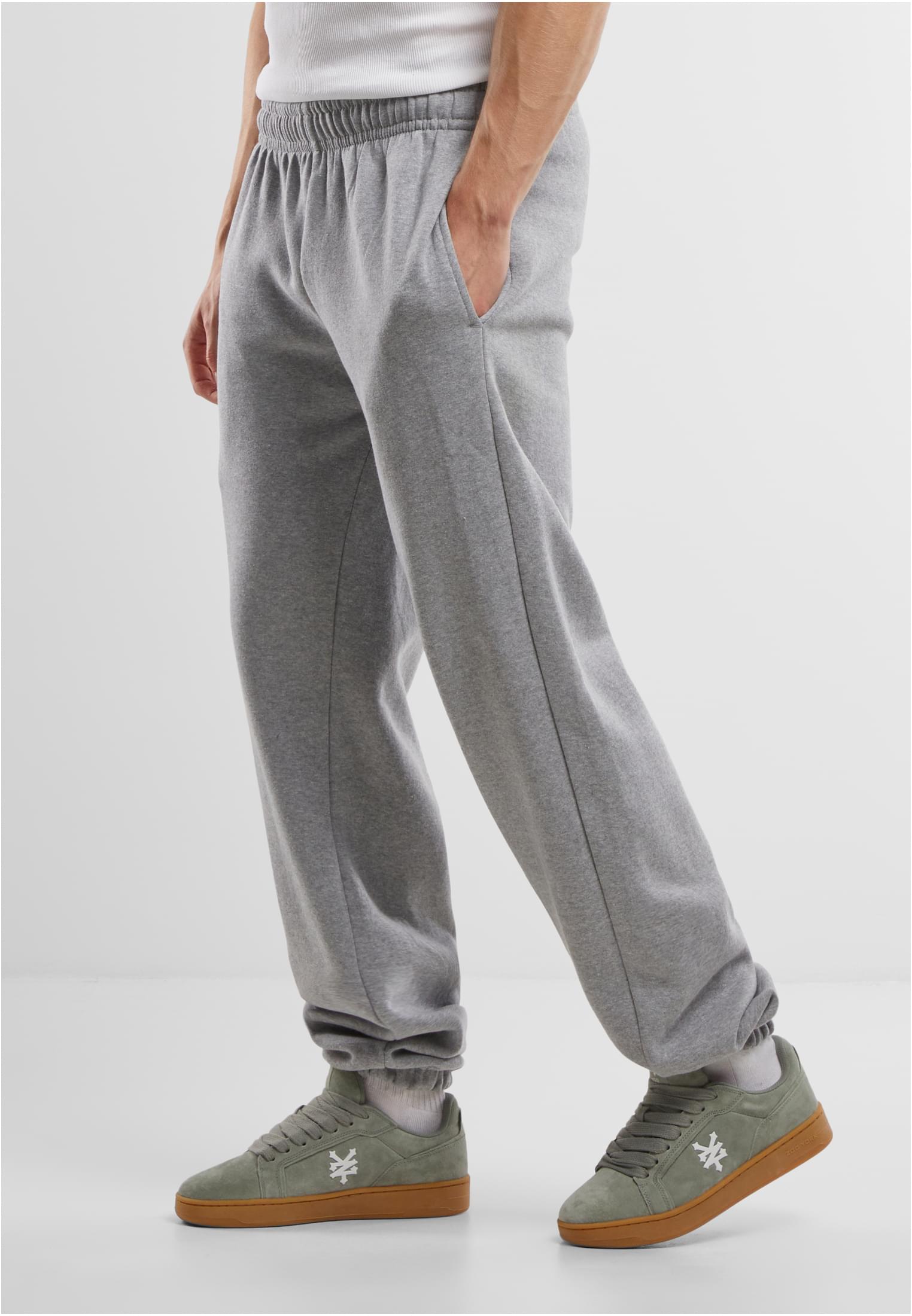 UC Men Pantaloni della tuta Basic Loose heathergrey