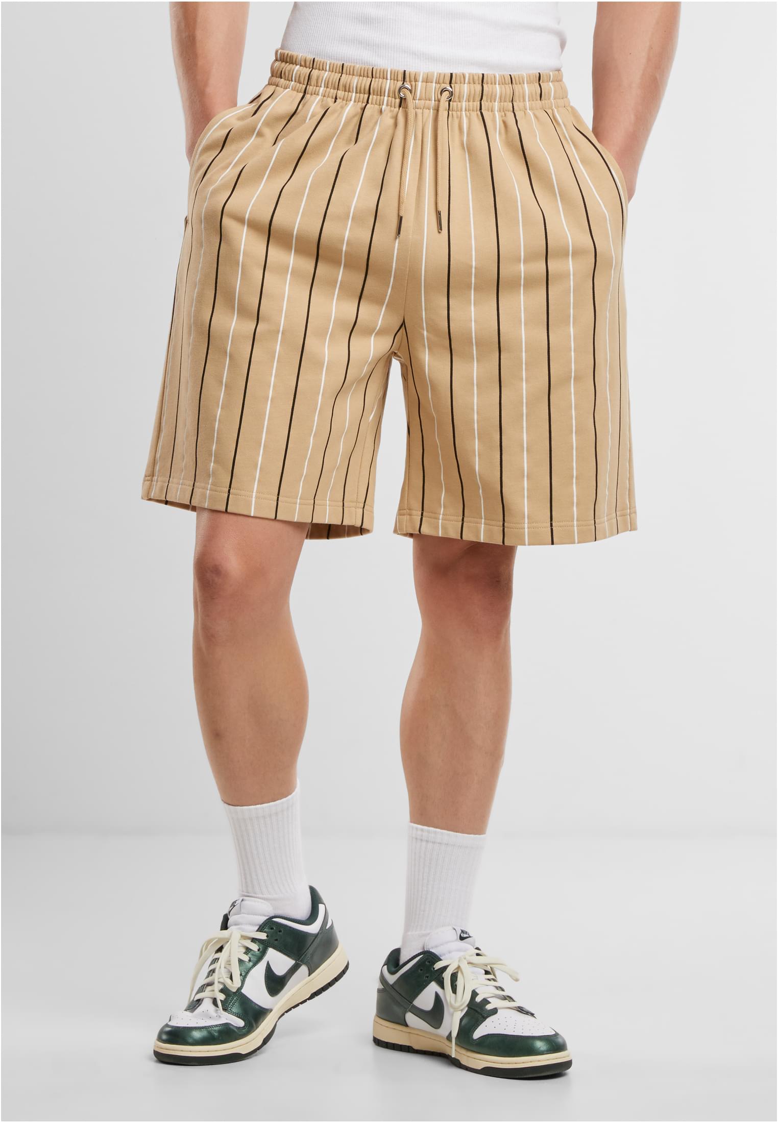 UC Men Pantaloncini Printed Pinstripe unionbeige/white/black