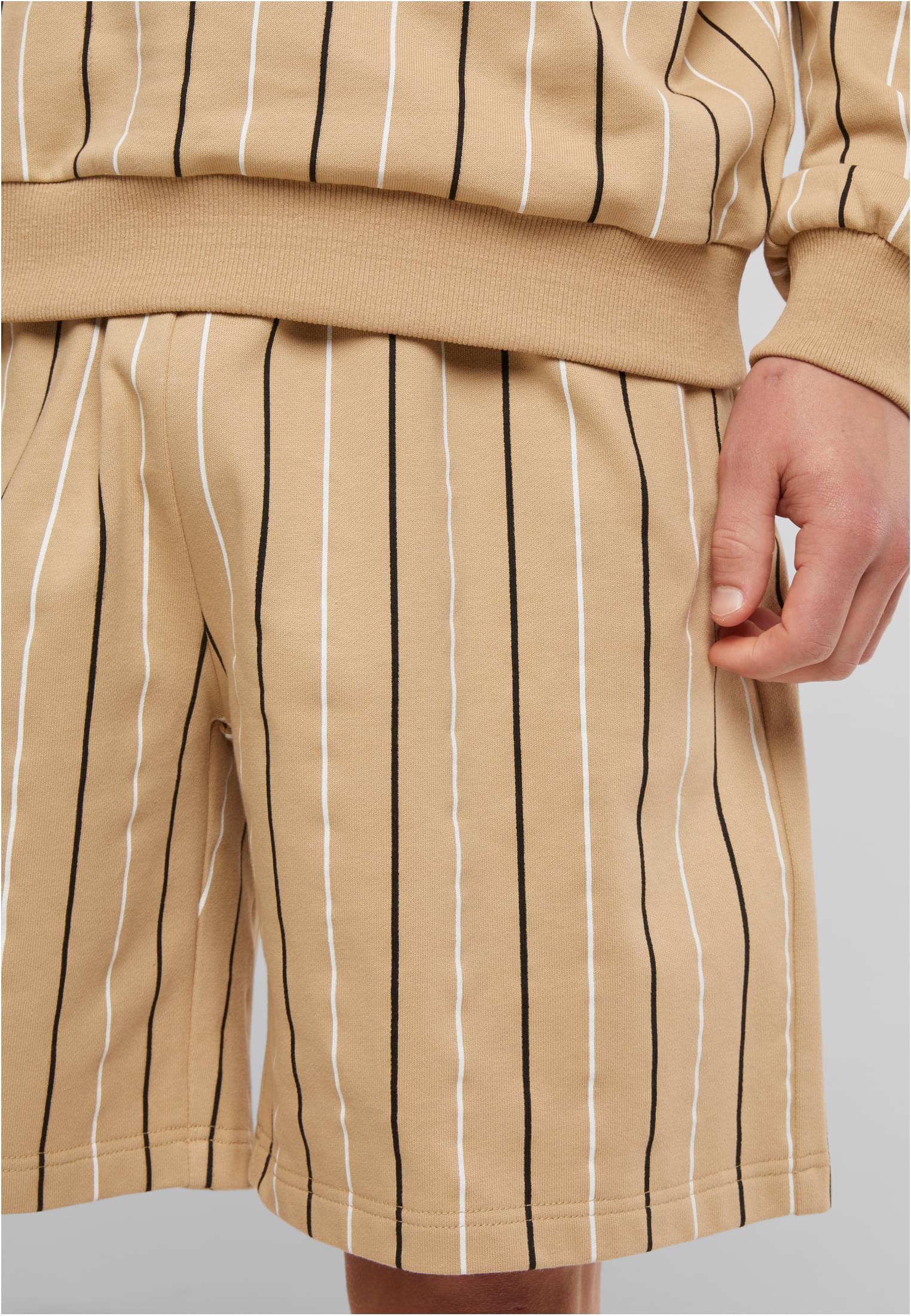 UC Men Pantaloncini Printed Pinstripe unionbeige/white/black