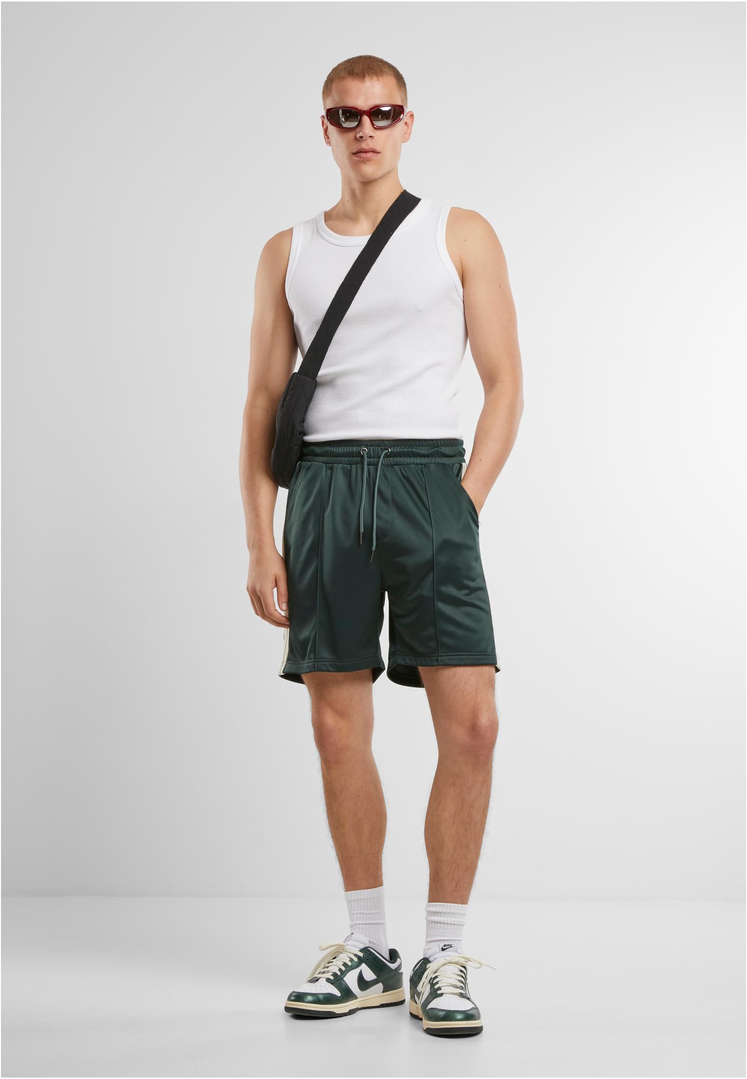 UC Men Pantaloncini Tennis Core bottlegreen