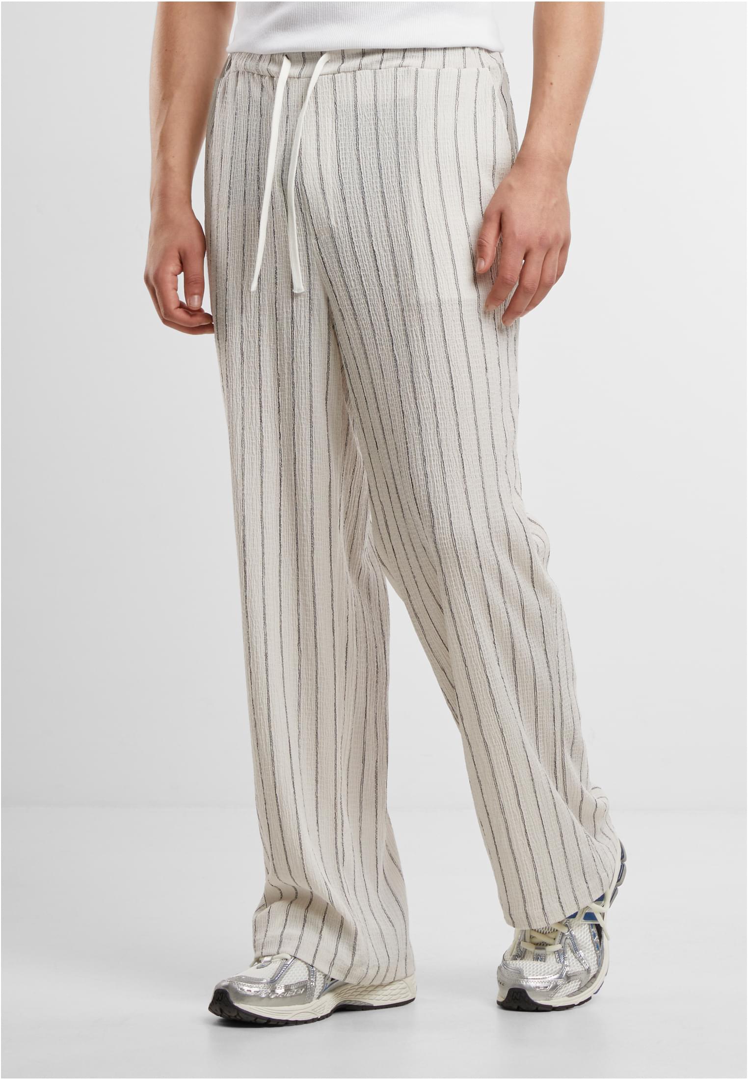Urban Classics Pantaloni Striped Crinkle Resort