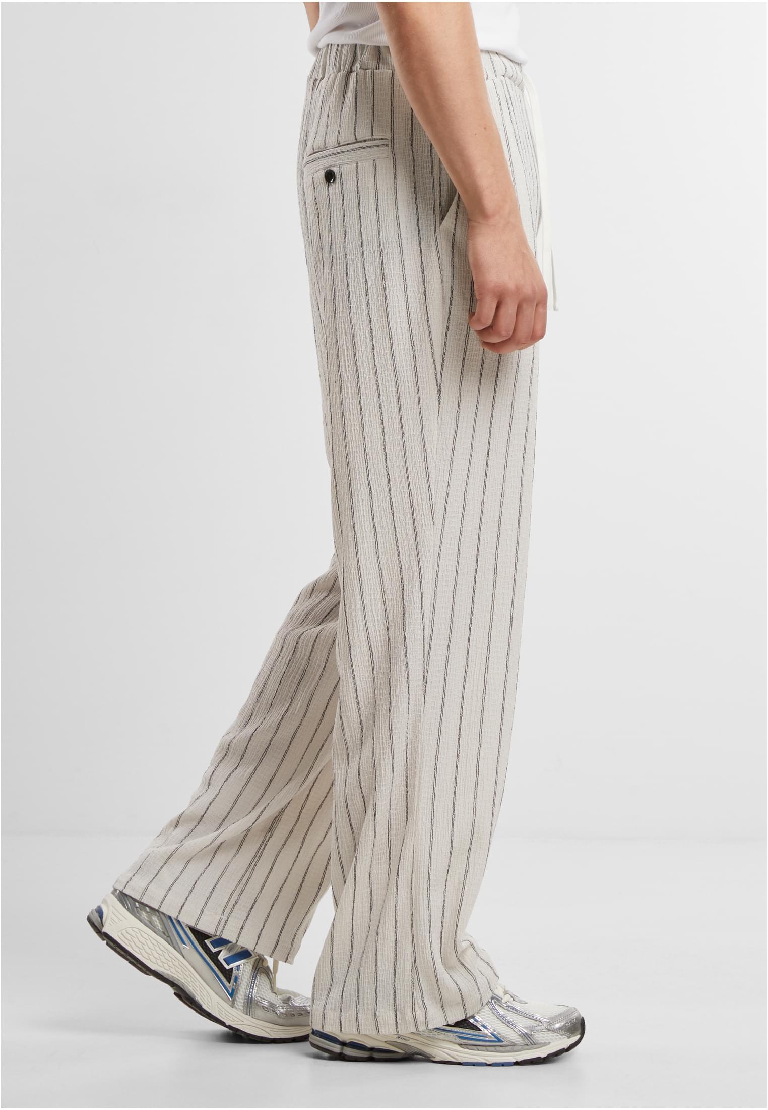 Urban Classics Pantaloni Striped Crinkle Resort