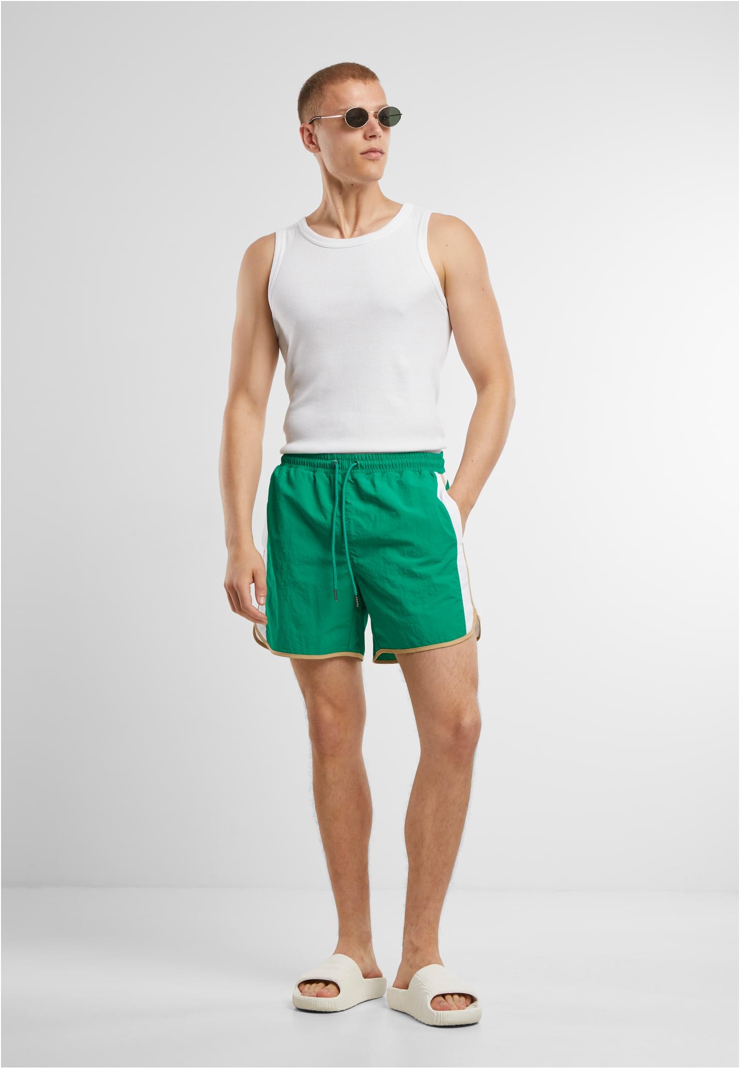 Urban Classics Pantaloncini Retro Look Swim froggreen