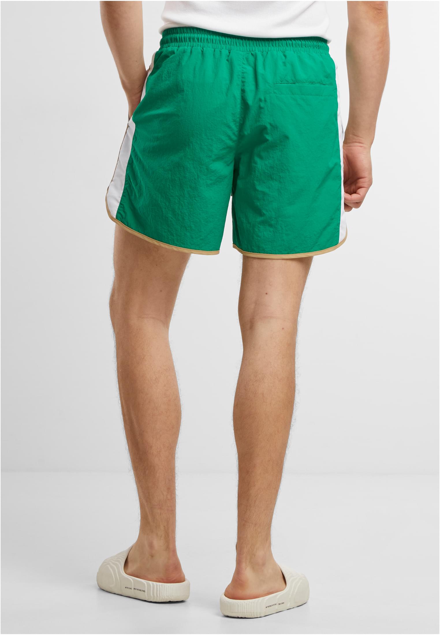 Urban Classics Pantaloncini Retro Look Swim froggreen