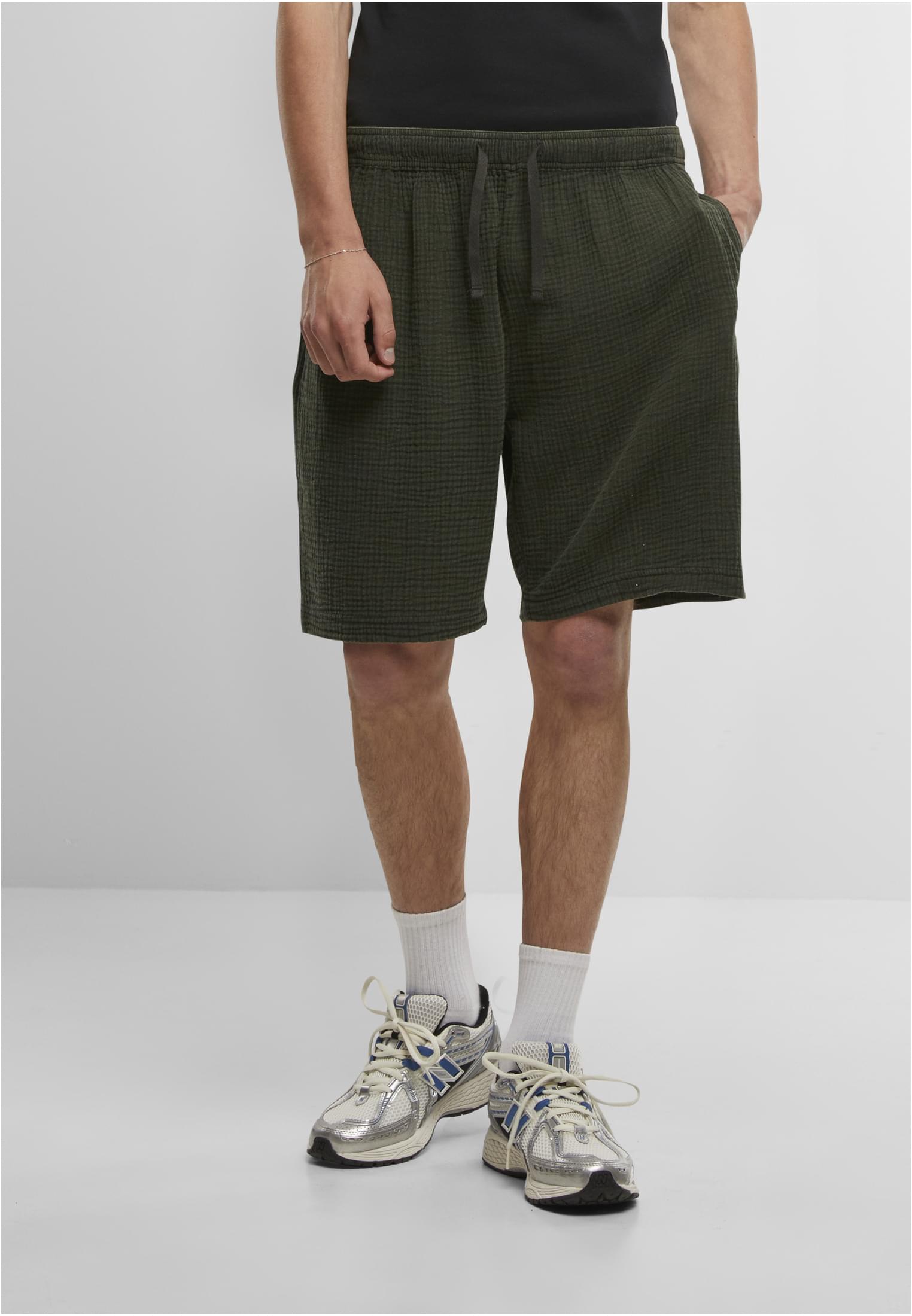 Urban Classics Pantaloncini Acid Washed Musselin trueolive