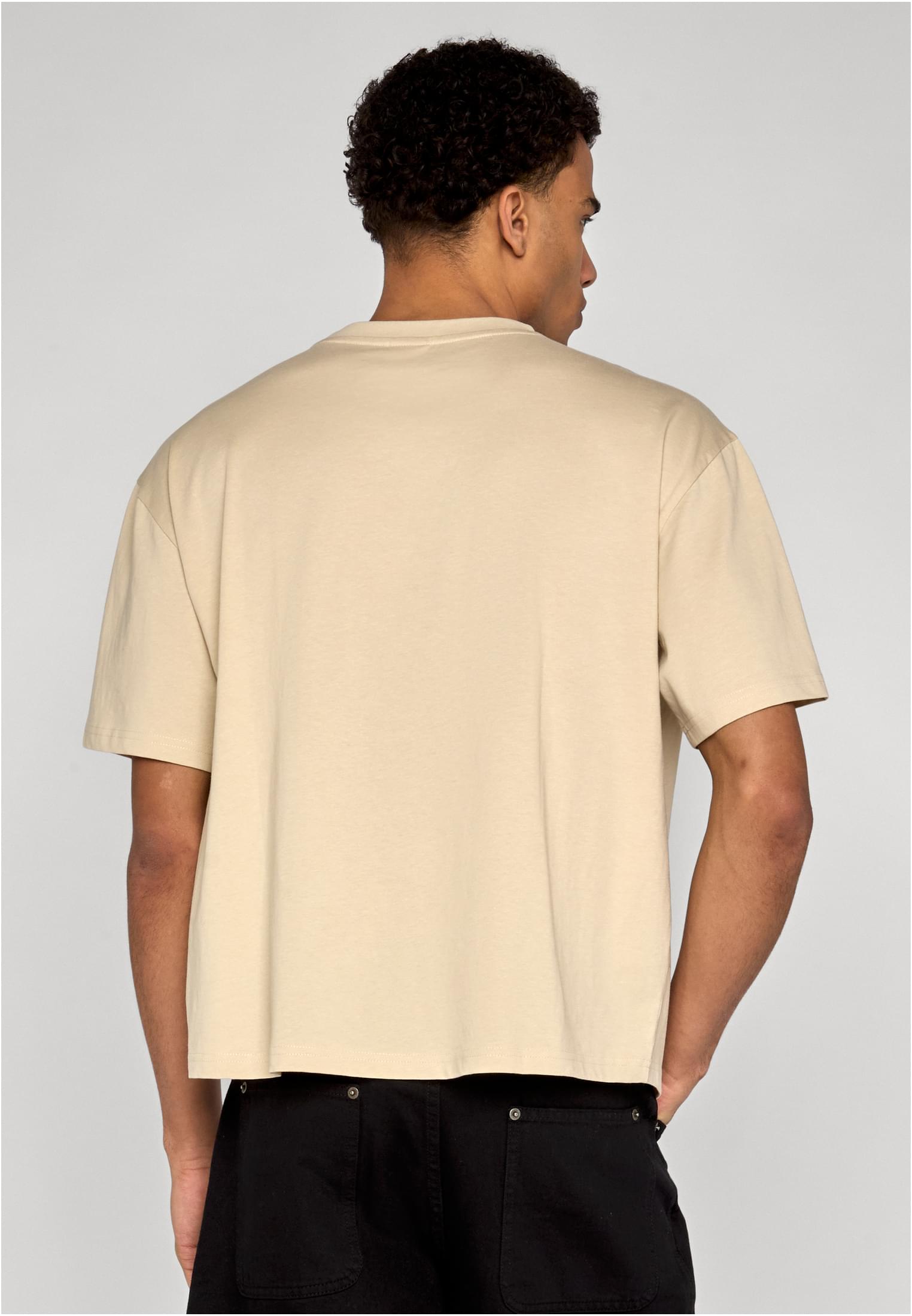 UC Men Maglietta Cropped Oversized