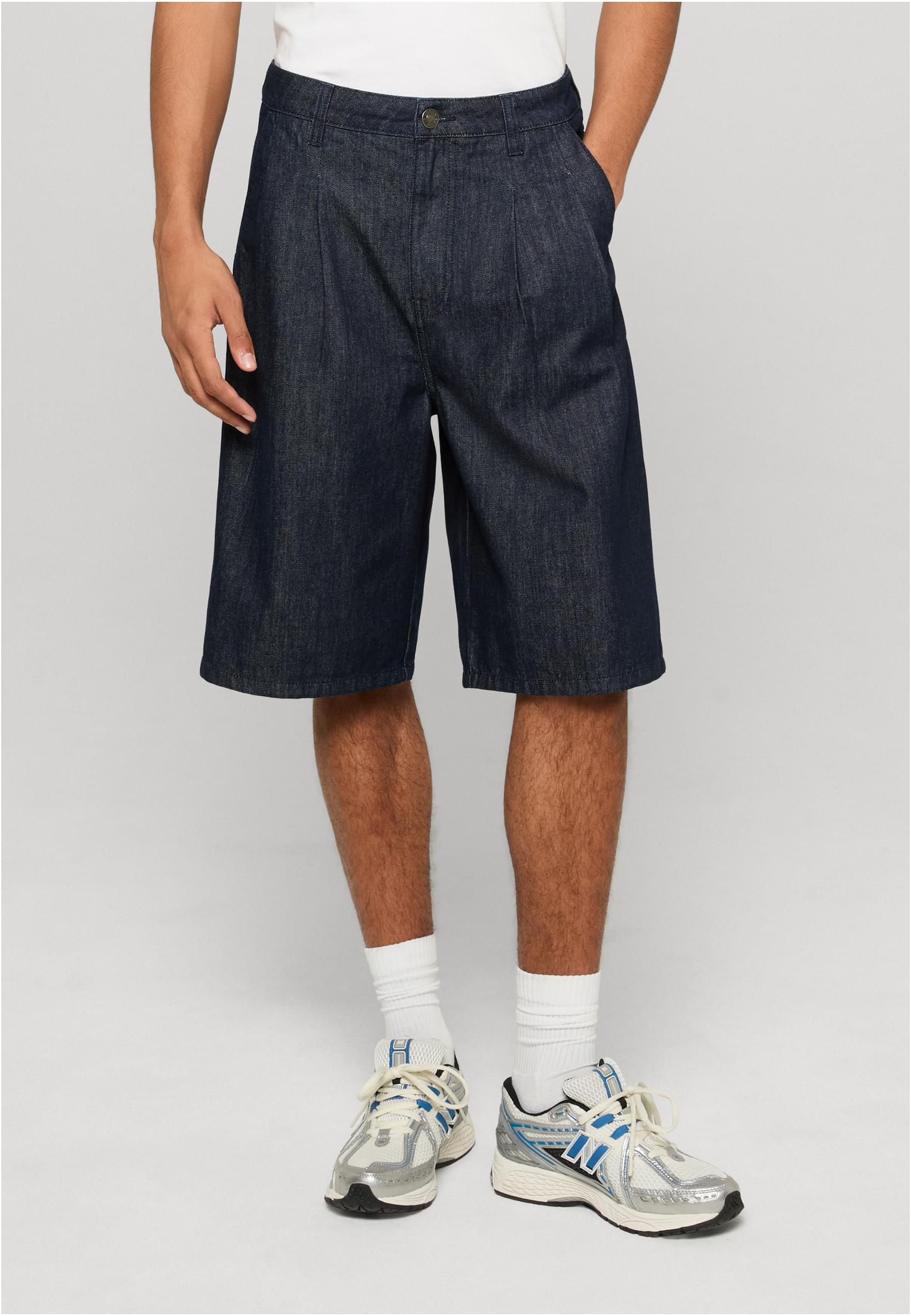 UC Men Pantaloncini Pleated new mid washed