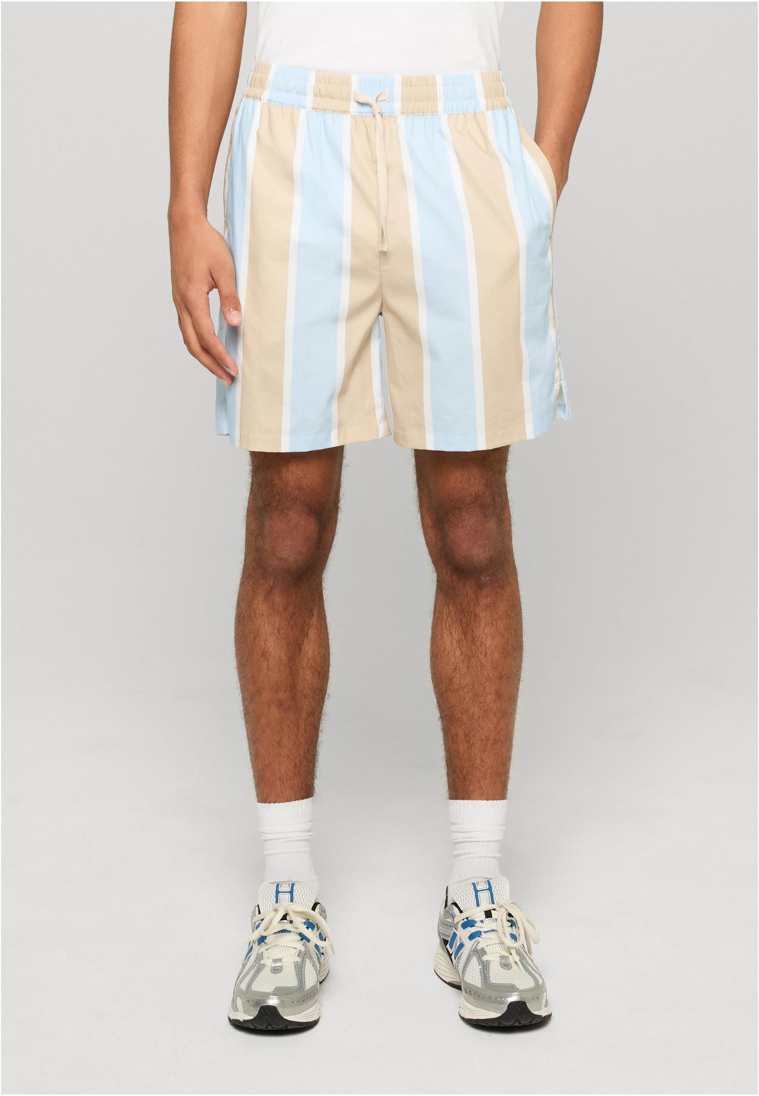 Urban Classics Pantaloncini Summer Stripe Resort wetsand/freezeblue