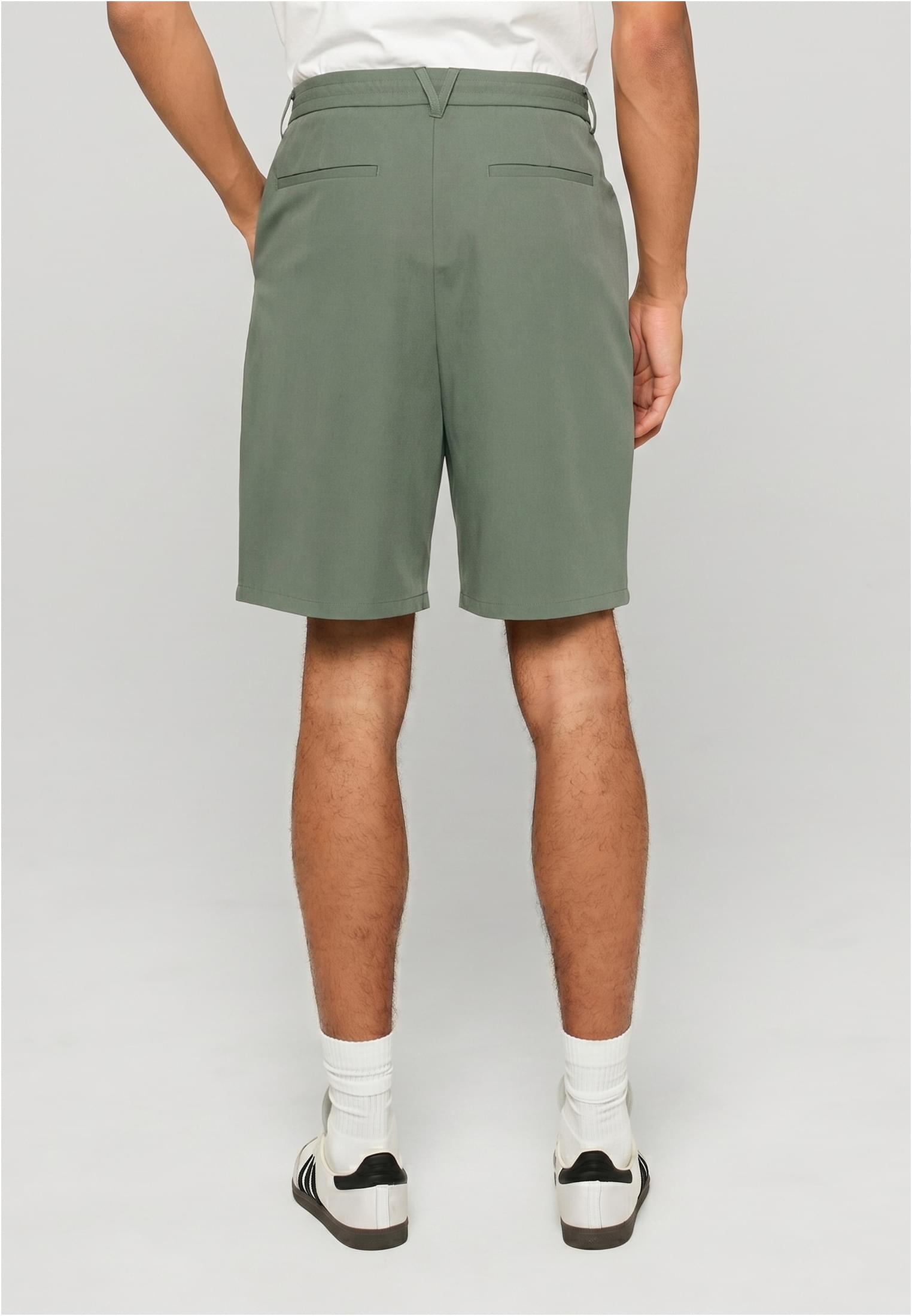 Urban Classics Pantaloncini Wide Fit Chino lilydustgreen