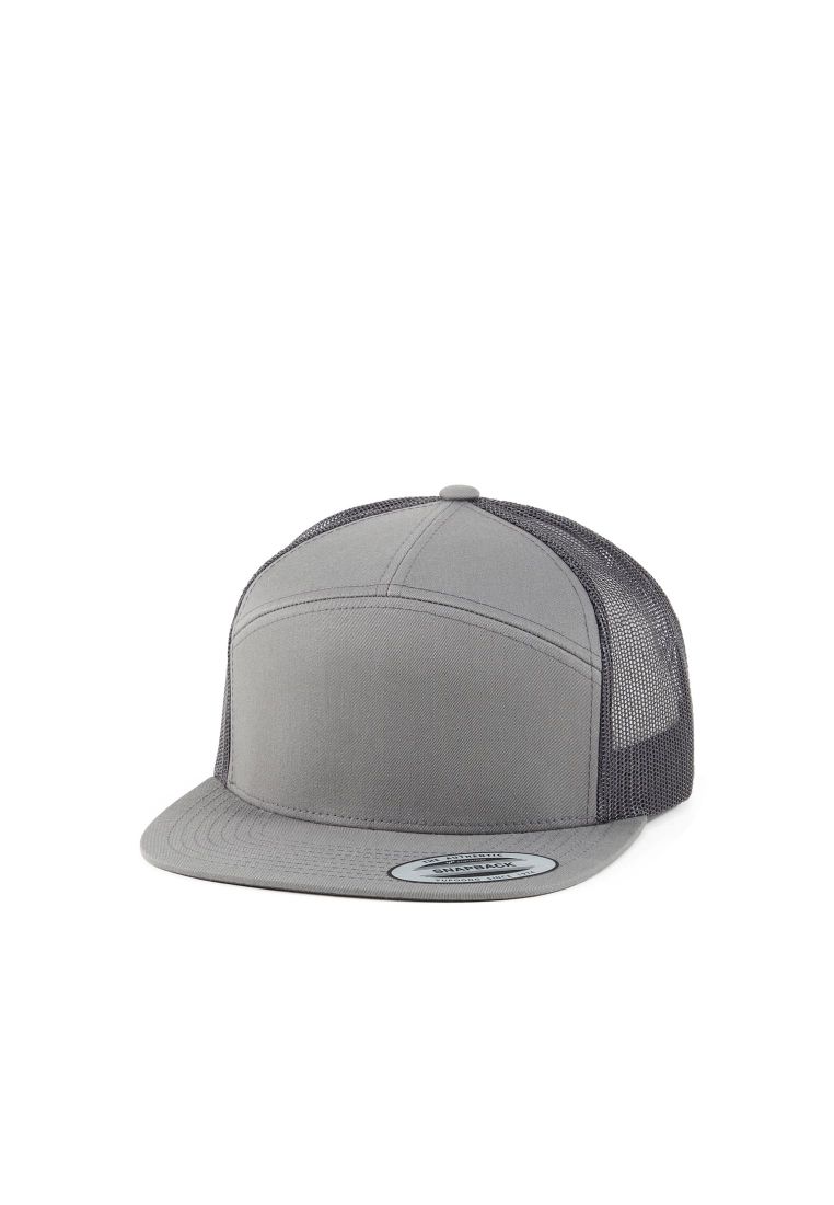 7 Panel Classic Trucker Cap