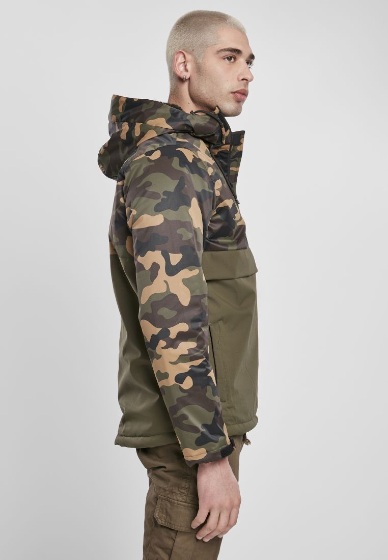 Pullover top camo jacket